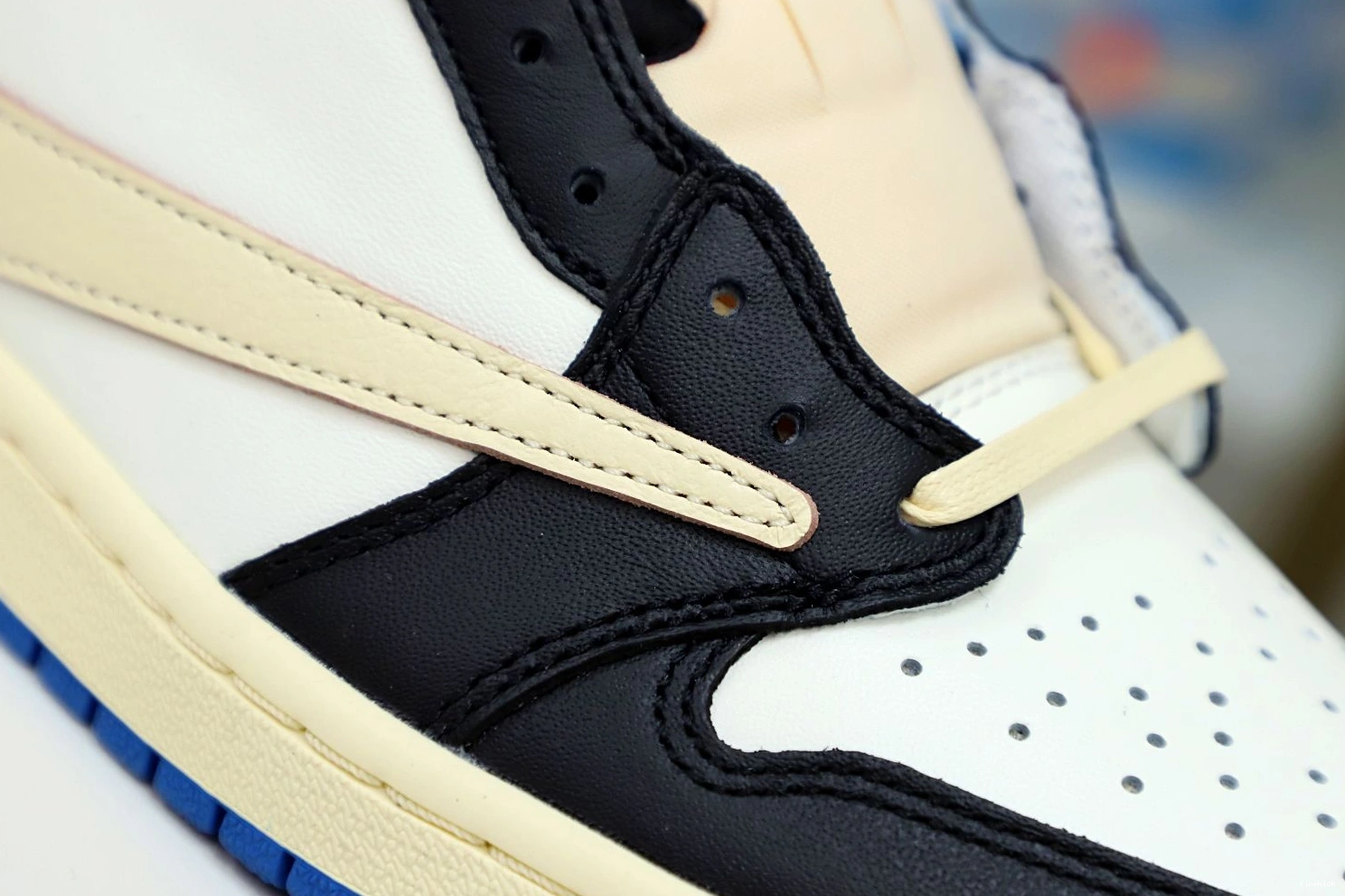 SCOTT 1 AIR FRAGMENT X JORDAN TRAVIS LOW DESIGN X 0311